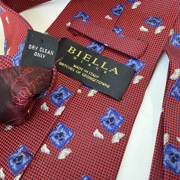 Biella 100% Silk Tie Made in Italy for Britches of Georgetown Red Blue Pattern - Picture 2 of 16